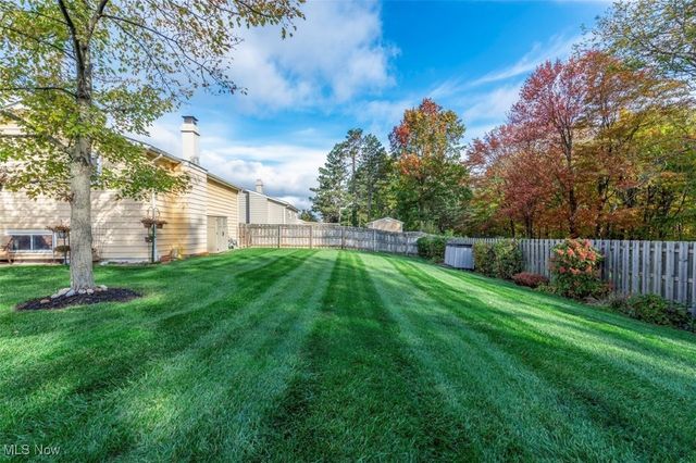15279 Walnut Creek Drive, Strongsville, OH 44149