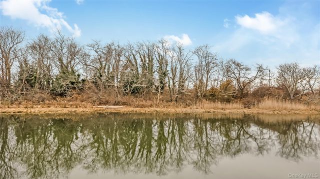 2876 Shore Road, Bellmore, NY 11710