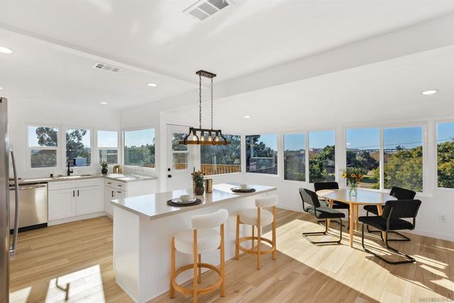 4205 Mason St., San Diego, CA 92110