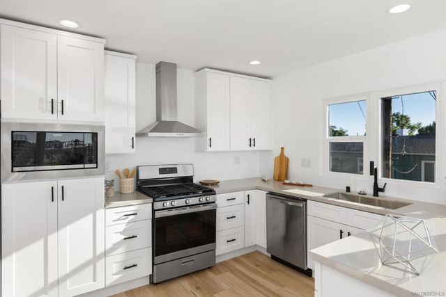 4205 Mason St., San Diego, CA 92110
