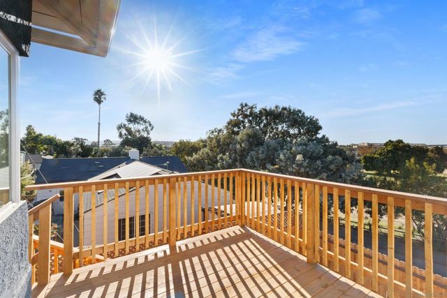 4205 Mason St., San Diego, CA 92110