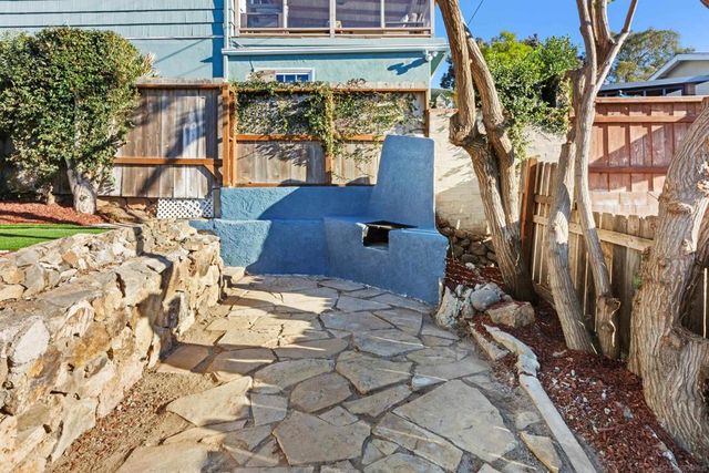 4205 Mason St., San Diego, CA 92110