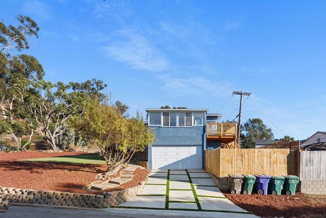 4205 Mason St., San Diego, CA 92110