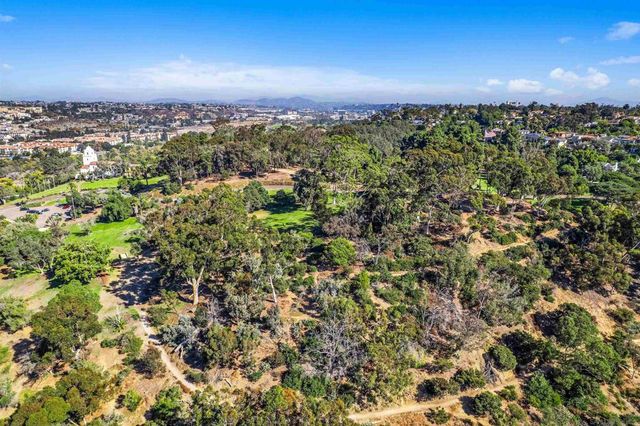 4205 Mason St., San Diego, CA 92110