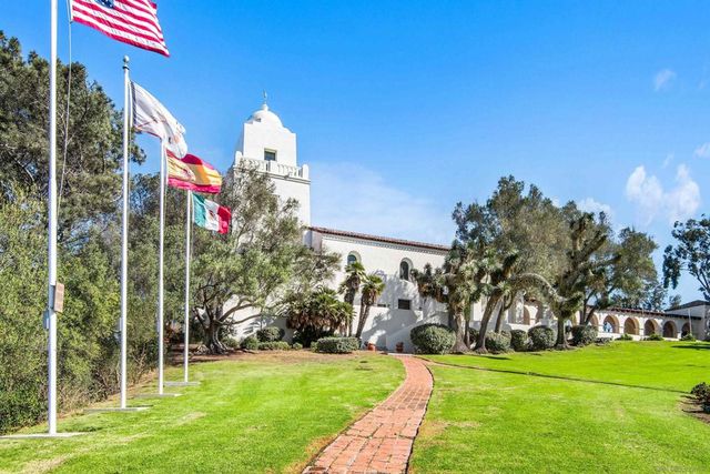 4205 Mason St., San Diego, CA 92110