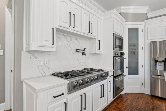 1512 Hawthorne Lane, Keller, TX 76262