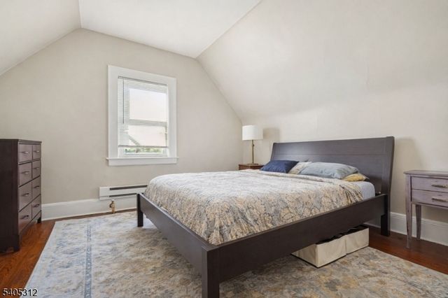 17 Wilfred St, Montclair Twp., NJ 07042