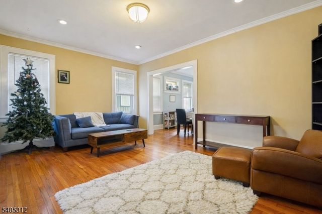 17 Wilfred St, Montclair Twp., NJ 07042