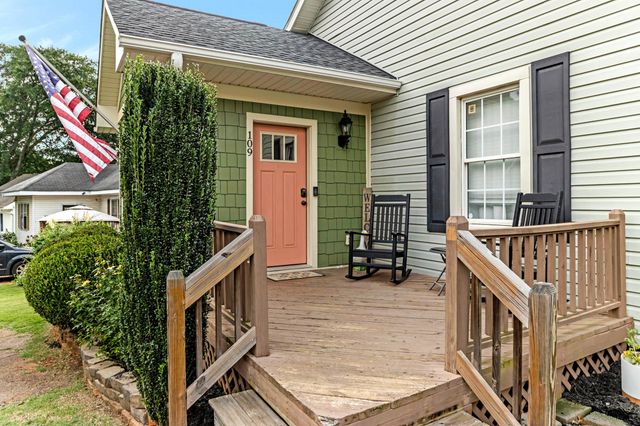 109 Lawrence Street, Lyman, SC 29365