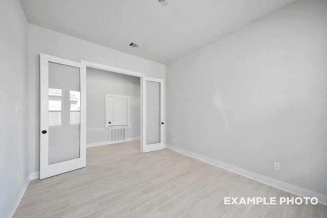 3302 Bright Keel Drive, Texas City, TX 77568