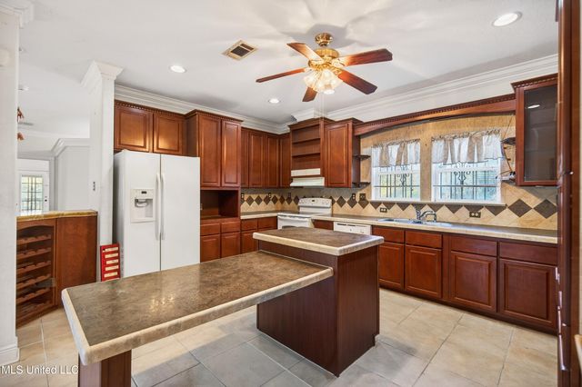 11414 Lorraine Road, Gulfport, MS 39503