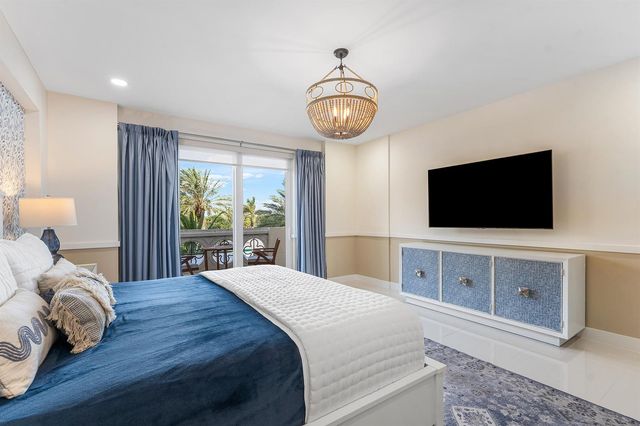 155 S Ocean Avenue 305, Palm Beach Shores, FL 33404