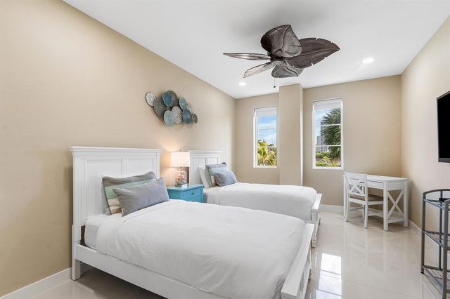 155 S Ocean Avenue 305, Palm Beach Shores, FL 33404