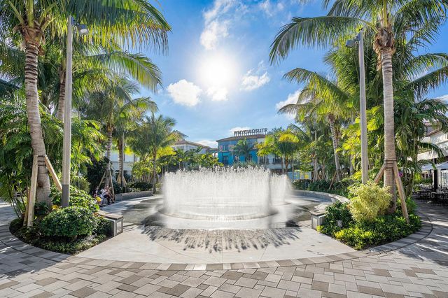 155 S Ocean Avenue 305, Palm Beach Shores, FL 33404