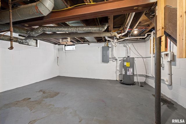 415 EDMUND Street, East Peoria, IL 61611