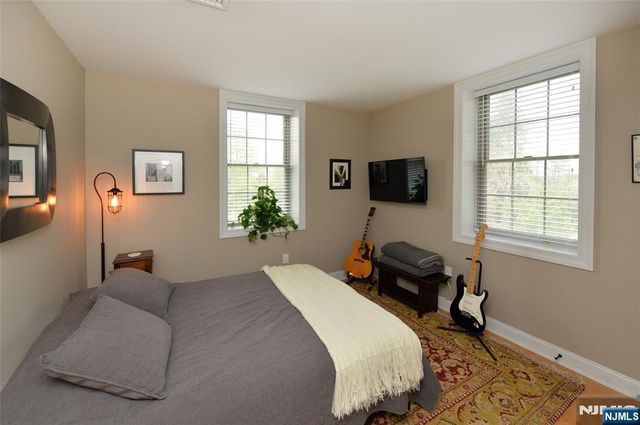 5303 Rio Vista Drive, Mahwah, NJ 07430