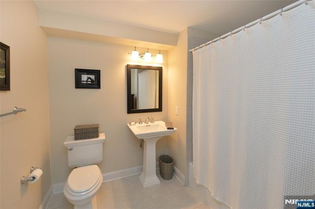 5303 Rio Vista Drive, Mahwah, NJ 07430