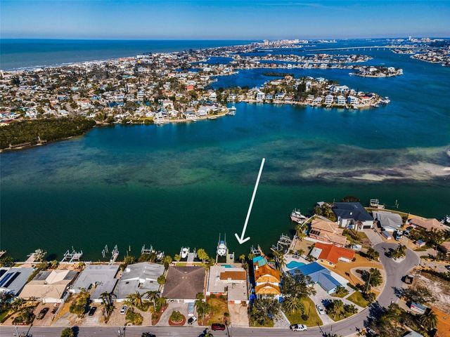 366 LA HACIENDA DRIVE, Indian Rocks Beach, FL 33785