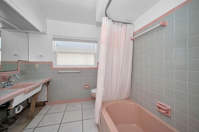 366 LA HACIENDA DRIVE, Indian Rocks Beach, FL 33785