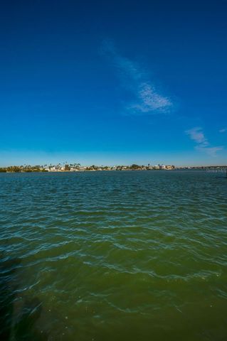 366 LA HACIENDA DRIVE, Indian Rocks Beach, FL 33785