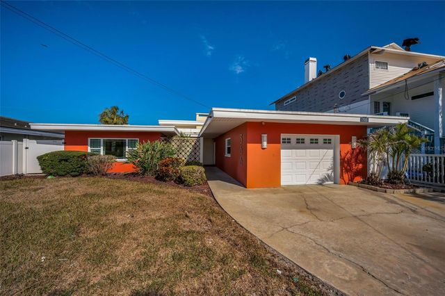 366 LA HACIENDA DRIVE, Indian Rocks Beach, FL 33785