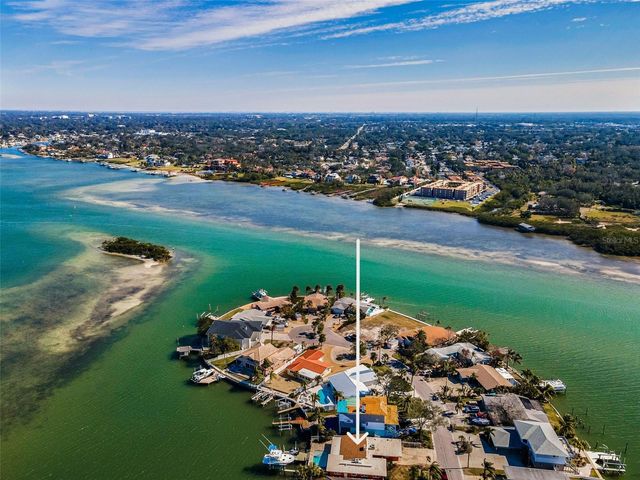 366 LA HACIENDA DRIVE, Indian Rocks Beach, FL 33785