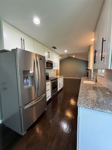 1502 Robin Street, Mineola, TX 75773