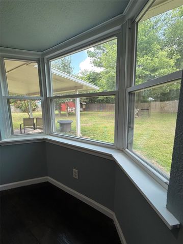 1502 Robin Street, Mineola, TX 75773