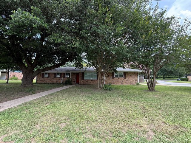 1502 Robin Street, Mineola, TX 75773