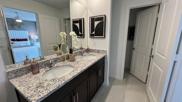 492 Salisbury Circle, Fort Pierce, FL 34982
