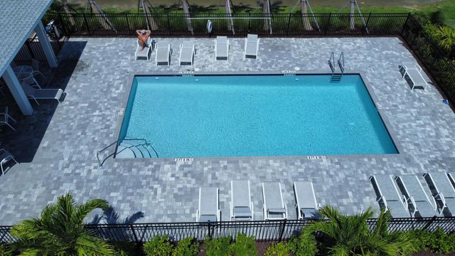 492 Salisbury Circle, Fort Pierce, FL 34982