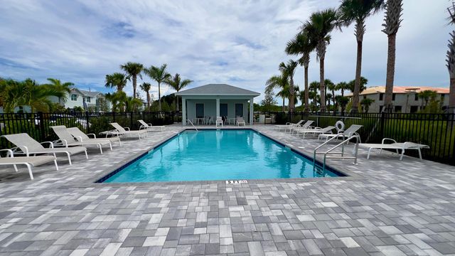 492 Salisbury Circle, Fort Pierce, FL 34982