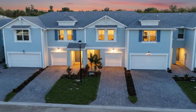 492 Salisbury Circle, Fort Pierce, FL 34982