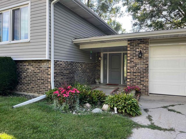 59167 Merrimac Lane, Elkhart, IN 46517