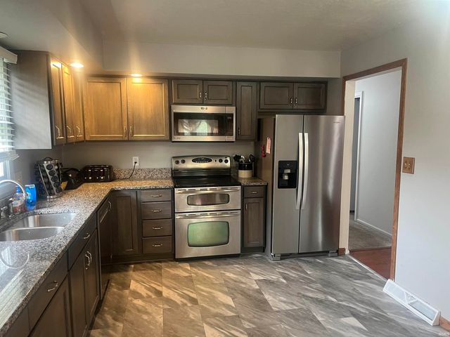 59167 Merrimac Lane, Elkhart, IN 46517