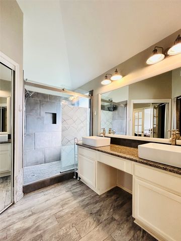 2246 Arbor Creek Drive, Carrollton, TX 75010