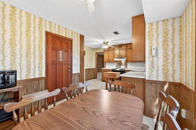 564 Mill Run Place, Lawrenceville, GA 30046