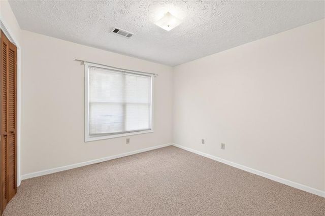 564 Mill Run Place, Lawrenceville, GA 30046