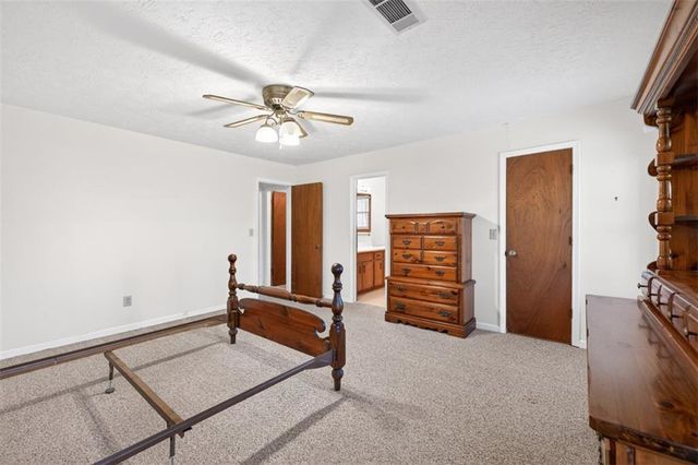 564 Mill Run Place, Lawrenceville, GA 30046