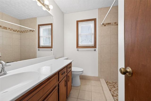 564 Mill Run Place, Lawrenceville, GA 30046