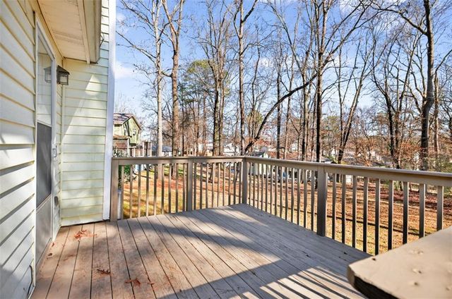 564 Mill Run Place, Lawrenceville, GA 30046