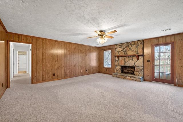 564 Mill Run Place, Lawrenceville, GA 30046