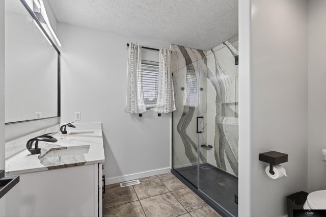 2609 Aberdeen Drive, Papillion, NE 68133