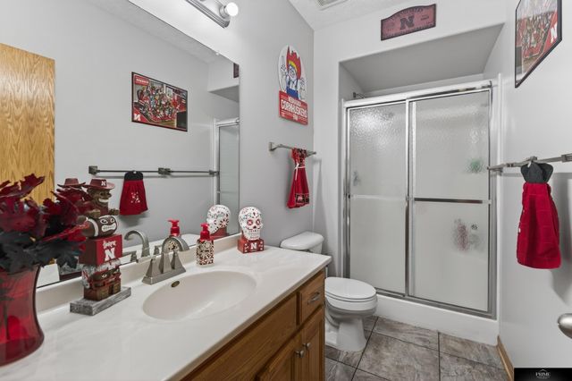 2609 Aberdeen Drive, Papillion, NE 68133