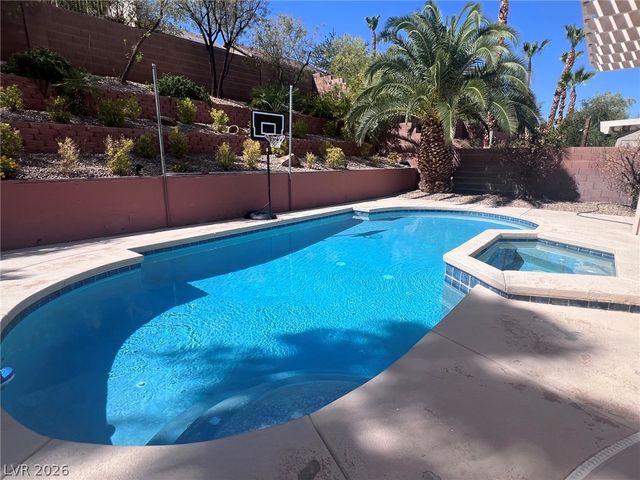 2489 Sedona Cedar Avenue, Henderson, NV 89052