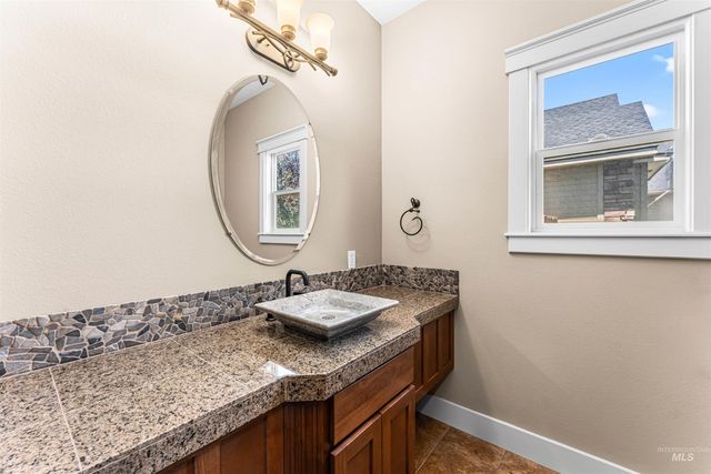 6063 S Acheron Ave, Boise, ID 83709