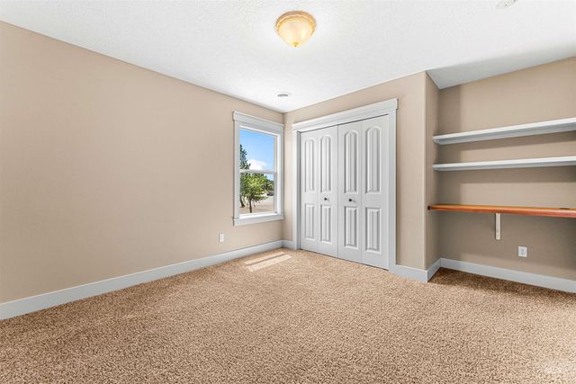 6063 S Acheron Ave, Boise, ID 83709
