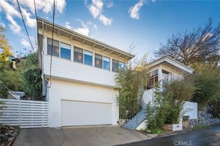 2828 Pacific View, Los Angeles, CA 90068