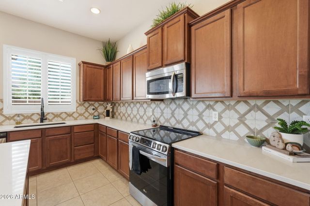 11959 W PATRICK Lane, Sun City, AZ 85373
