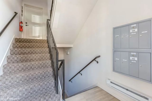 4177 W Belmont Avenue 002, Chicago, IL 60641